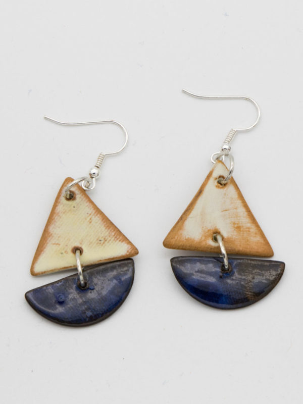 Σκουλαρίκια