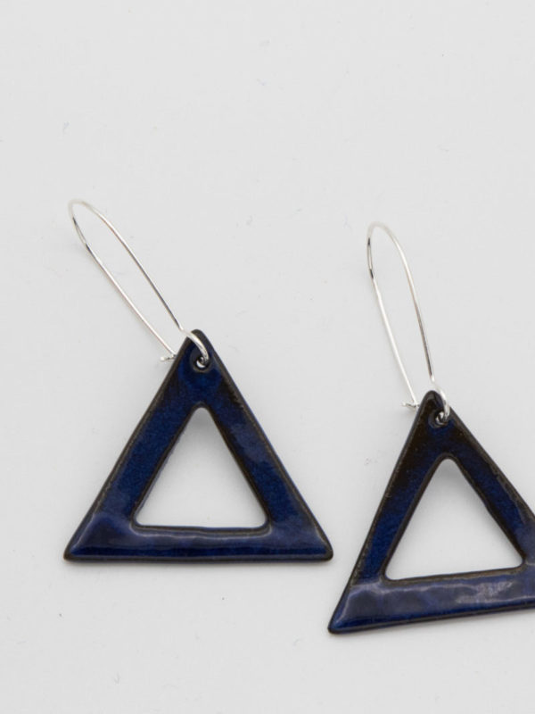 Σκουλαρίκια